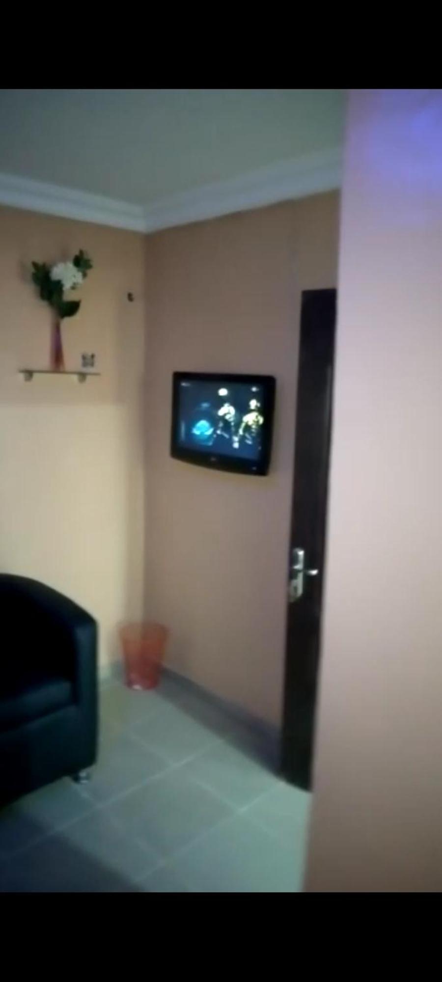 Staycation Suites And Apartment Lagos Cameră foto