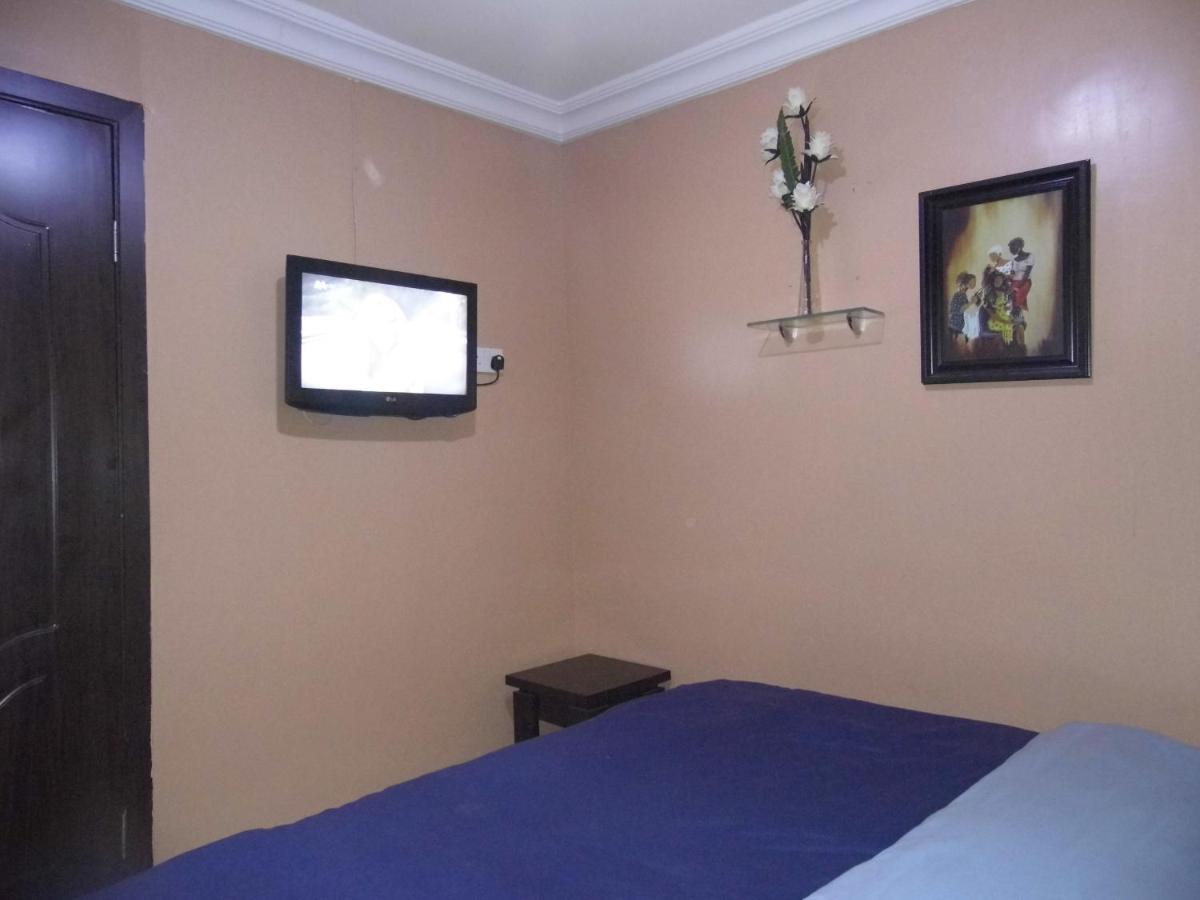 Staycation Suites And Apartment Lagos Exterior foto